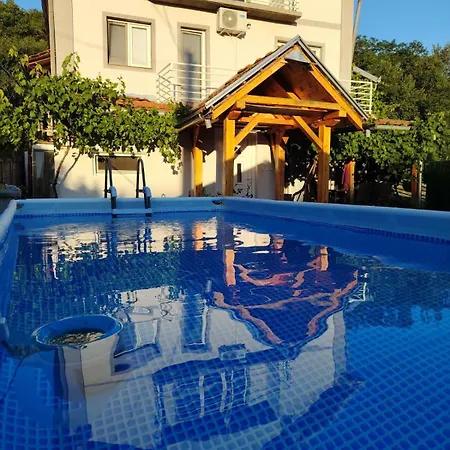 Dva Apartmana Djordjevic Soko Banja
