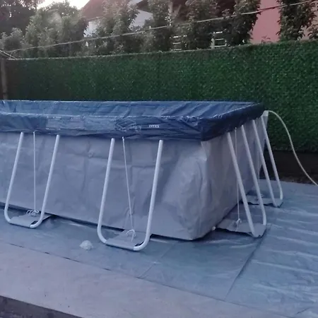 Dva Apartmana Djordjevic Daire